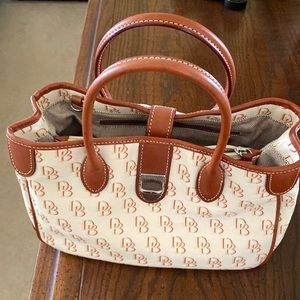 Dooney & Bourke Handbag